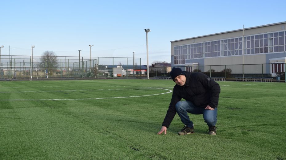Современное искусственное поле для мини-футбола появилось у борисоглебского ФОКа «Юность»