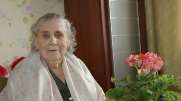 Поставила цель дожить до второй Победы. Труженице тыла из Воронежа Александре Гуровской исполнилось 100 лет