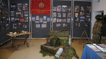 Музейная комната волонтеров спецоперации открылась в Семилуках