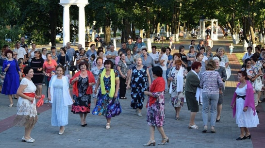 Борисоглебцев пригласили обучиться бальным танцам