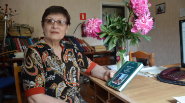 Павловский педагог Александра Ткачева написала книгу о городе в загадках и стихах